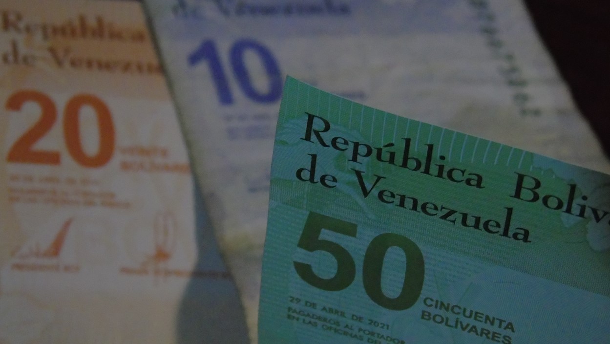 Venezuelan currency liquidity soars
