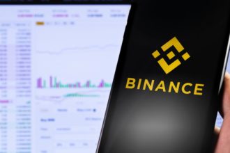 Binance allows trading with Trump stablecoin