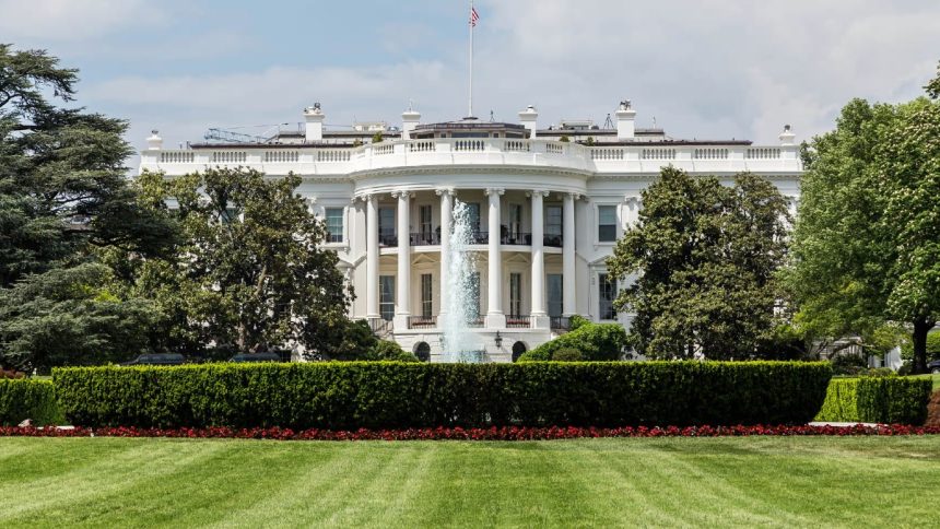 The White House would have issued an ultimatum to resolve the stablecoin dilemma